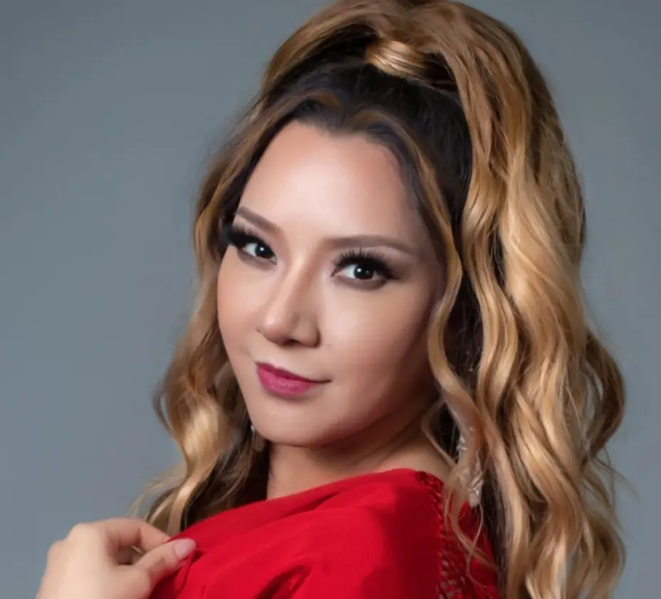 Hoy en día tiene 42 años y se ha enfocado en retomar su carrera en el regional mexicano.<br>