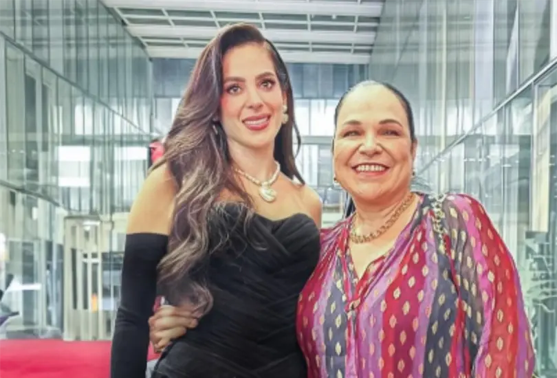 La propia funcionaria participó en certámenes estatales en su juventud, e incluso fue Flor Tabasco 1984.