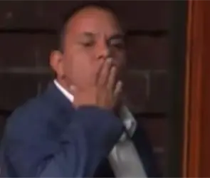 Cuauhtémoc Blanco niega falta de respeto a diputada a la que mandó un beso; así sucedió el polémico momento