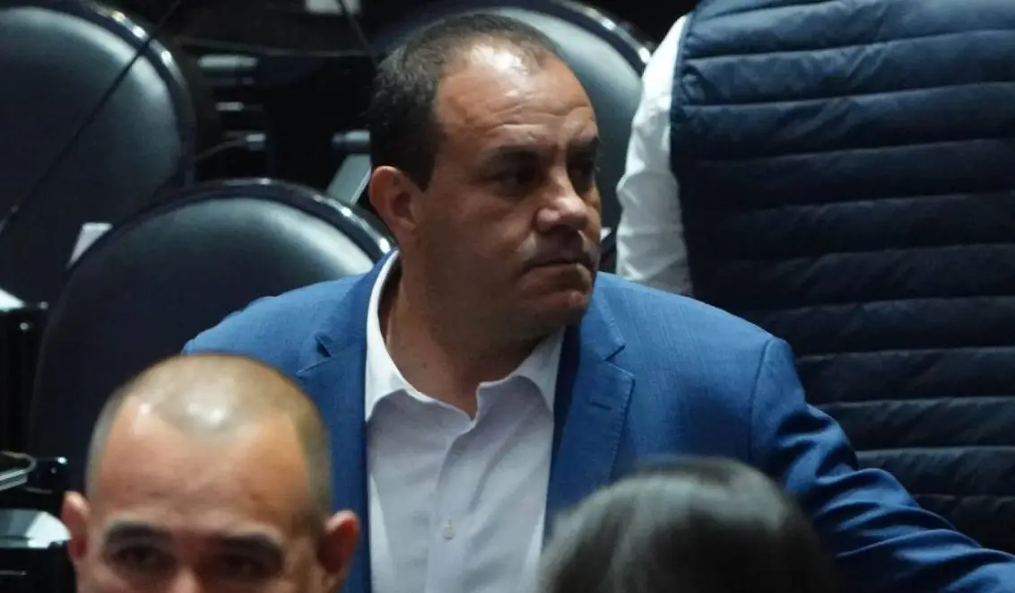 Blanco decidió retirarse del recinto tras el reclamo, pero antes de salir volteó hacia la legisladora y le envió un beso con la mano. Cuartoscuro.