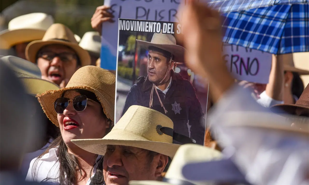  Está por cumplirse un mes del asesinato de Carlos Manzo. 