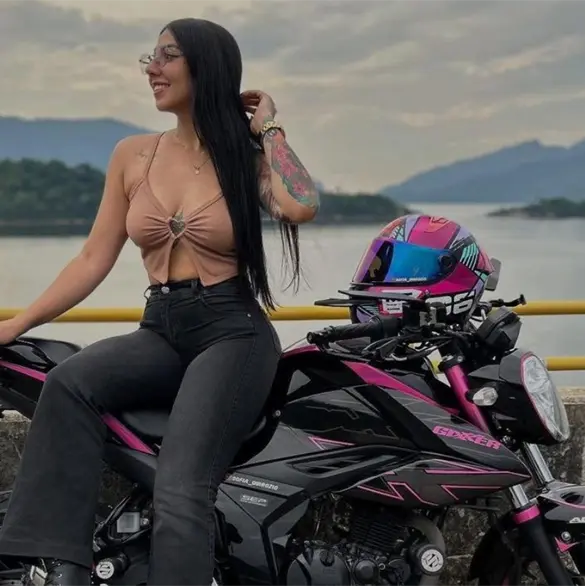 Espero no estrellarme: la última publicación de influencer que impactó contra un tractocamión y murió al instante Espero no estrellarme: la última publicación de influencer que impactó contra un tractocamión y murió al instante