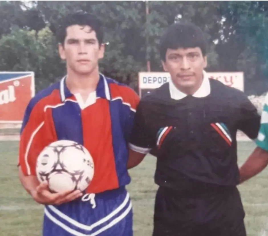 En 2015 ganó la gubernatura de Campeche y gobernó hasta 2019, cuando solicitó licencia para competir por la dirigencia nacional del PRI. En 2015 ganó la gubernatura de Campeche y gobernó hasta 2019, cuando solicitó licencia para competir por la dirigencia nacional del PRI.