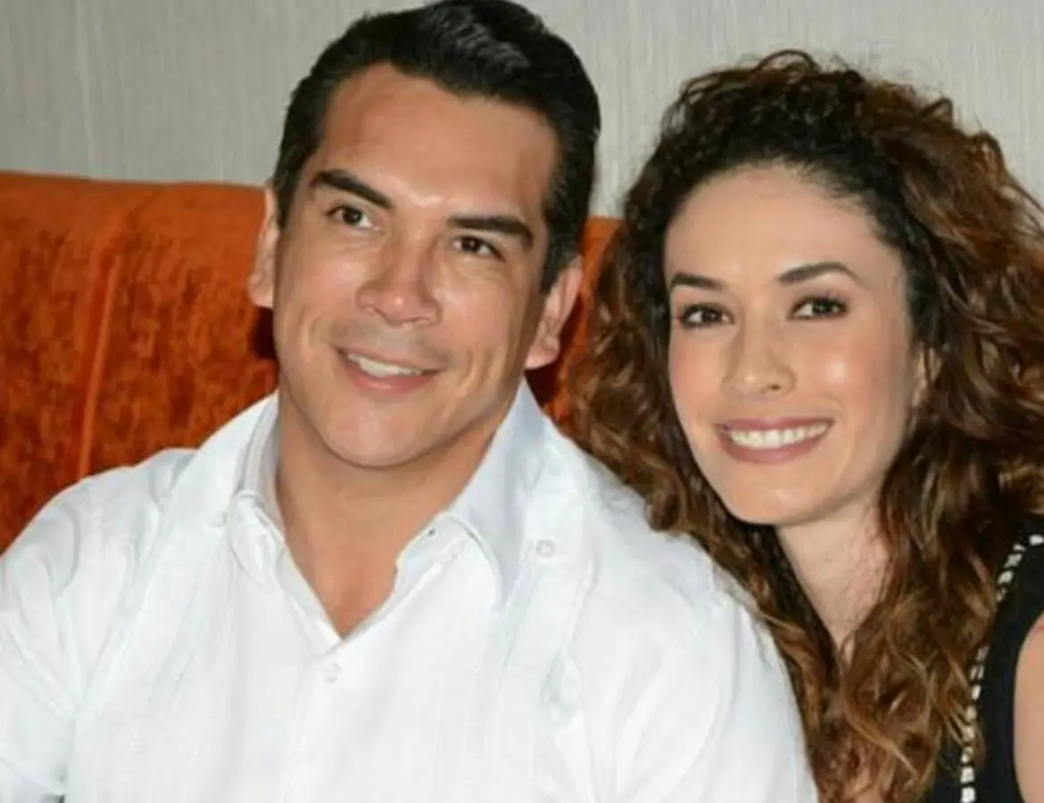 En agosto de 2025 participó en una confrontación con Gerardo Fernández Noroña, hecho que derivó en la promesa de denuncias penales por parte de los afectados. En agosto de 2025 participó en una confrontación con Gerardo Fernández Noroña, hecho que derivó en la promesa de denuncias penales por parte de los afectados.