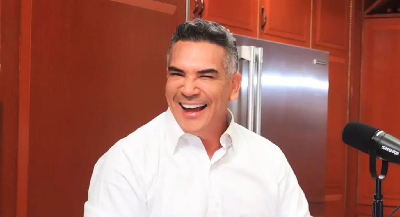 Aquí recordamos cómo lucía Alito Moreno en sus inicios en la política. Aquí recordamos cómo lucía Alito Moreno en sus inicios en la política.