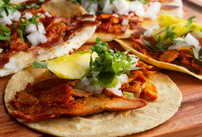 El taco al pastor se consolidó como un símbolo capitalino, con El Tizoncito como pieza clave en su historia.