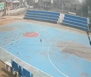 Joven atleta muere aplastado por canasta de baloncesto | VIDEO Joven atleta muere aplastado por canasta de baloncesto | VIDEO