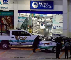 Ataque en plaza Arkana: víctimas posibles familiares de Caro Quintero, según C4 