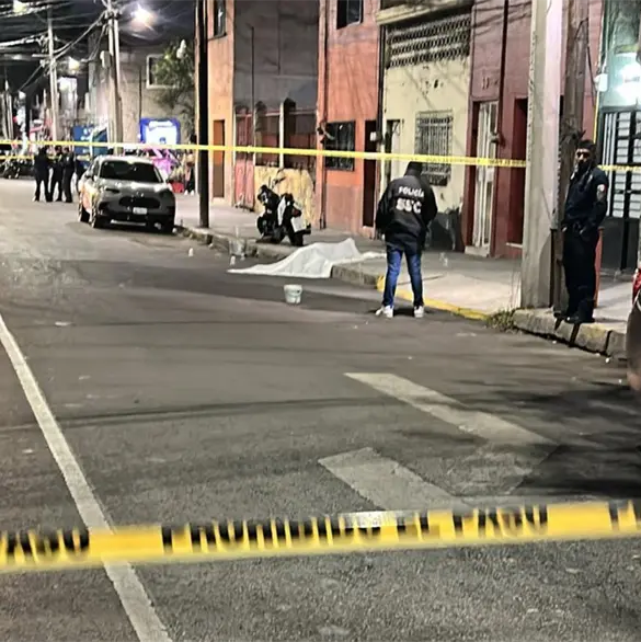 Asesinato en Peralvillo: ataque directo deja un muerto; fiscalía investiga quién era la víctima Asesinato en Peralvillo: ataque directo deja un muerto; fiscalía investiga quién era la víctima