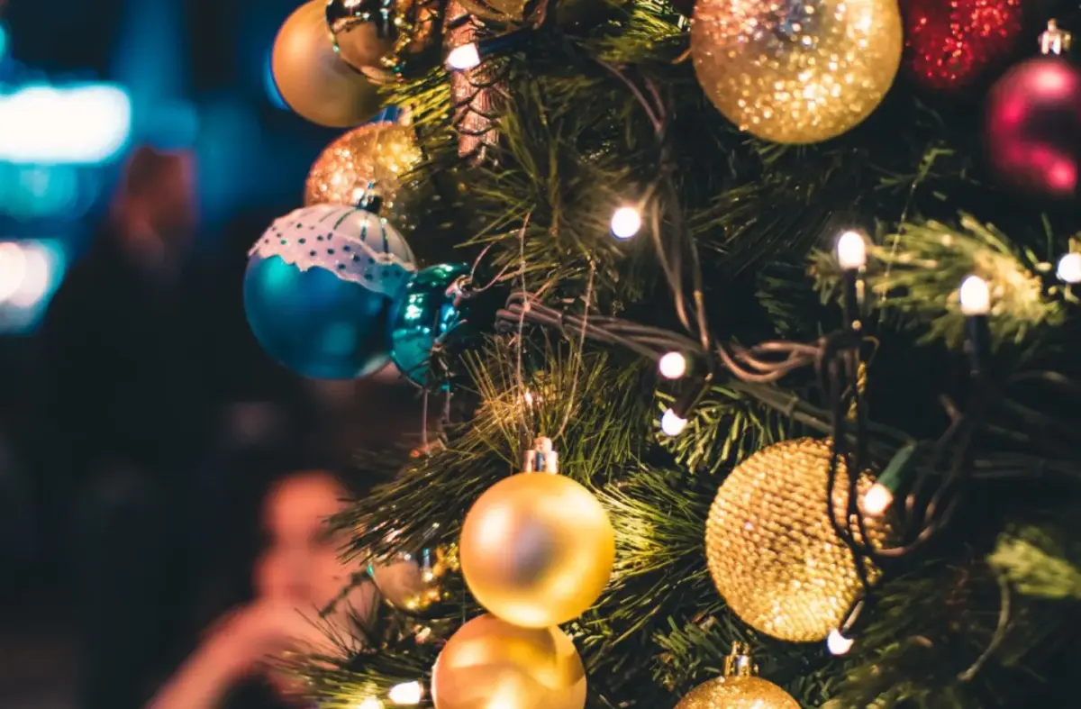  La CFE dio a conocer una recomendación que puede ayudarte a pagar menos en tu recibo de luz. 