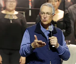 "¿Y yo qué culpa tengo?": Salinas Pliego explota por incluirlo entre presidenciables del PAN 