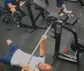 Ronald Montenegro se encontraba haciendo pesas y la barra le cayó en el pecho: murió minutos después