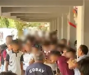 Alumno discute con su novia y golpea a prefecto que intentaba defenderla en Yucatán Alumno discute con su novia y golpea a prefecto que intentaba defenderla en Yucatán