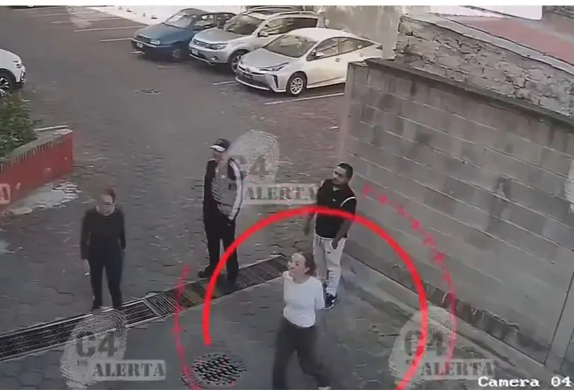 Inquilinas mandan balear auto de administradora en Iztacalco Inquilinas mandan balear auto de administradora en Iztacalco