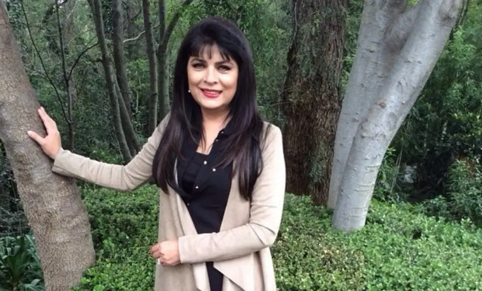 Actualmente se encuentra casada con el político Omar Fayad, con quien tiene dos hijos, aunque viven en países diferentes porque él es embajador de México en Noruega.