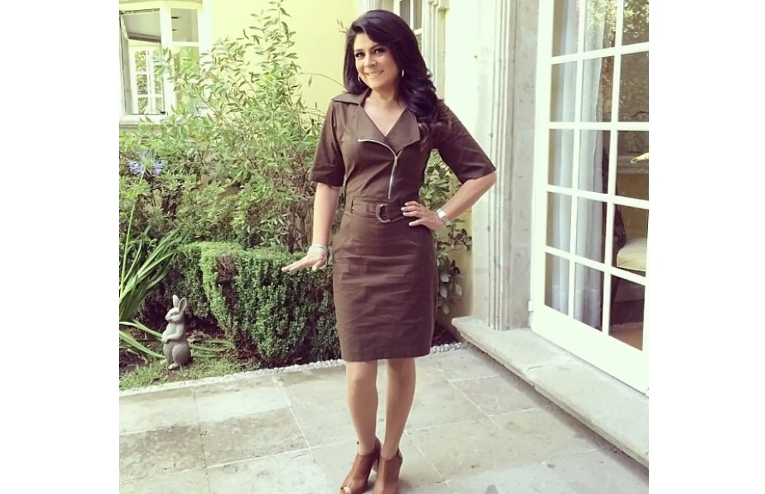 Se mantiene en contacto con sus fans por Instagram, donde la siguen 2.6 millones de usuarios.<br>