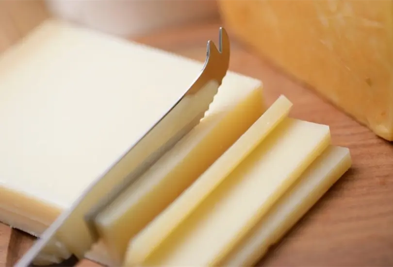 Estas marcas de queso manchego no cumplen con lo que prometen. Estas marcas de queso manchego no cumplen con lo que prometen.