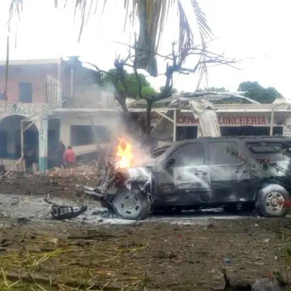 Coche bomba en Coahuayana: la guerra entre cárteles que convirtió al municipio en un punto de terror Coche bomba en Coahuayana: la guerra entre cárteles que convirtió al municipio en un punto de terror
