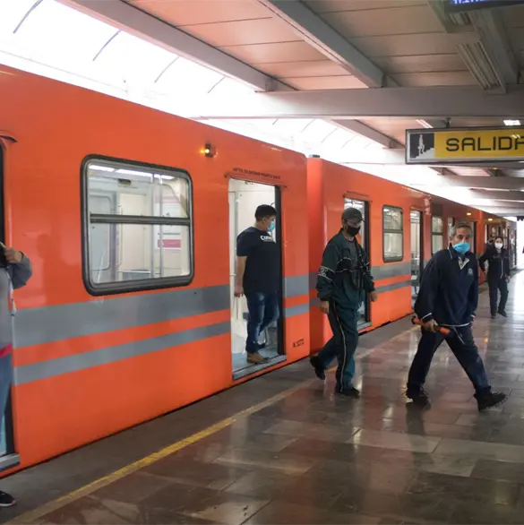 Ximena murió afuera del Metro Politécnico tras explotarle petardo en la cabeza por un ataque porril Ximena murió afuera del Metro Politécnico tras explotarle petardo en la cabeza por un ataque porril