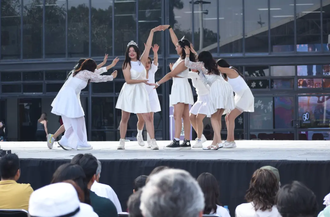 La Fiesta Navideña 2025 del IPN no solo es un espacio para disfrutar actividades, sino una oportunidad para convivir con la comunidad, celebrar la creatividad estudiantil y vivir la temporada en un entorno accesible. X.