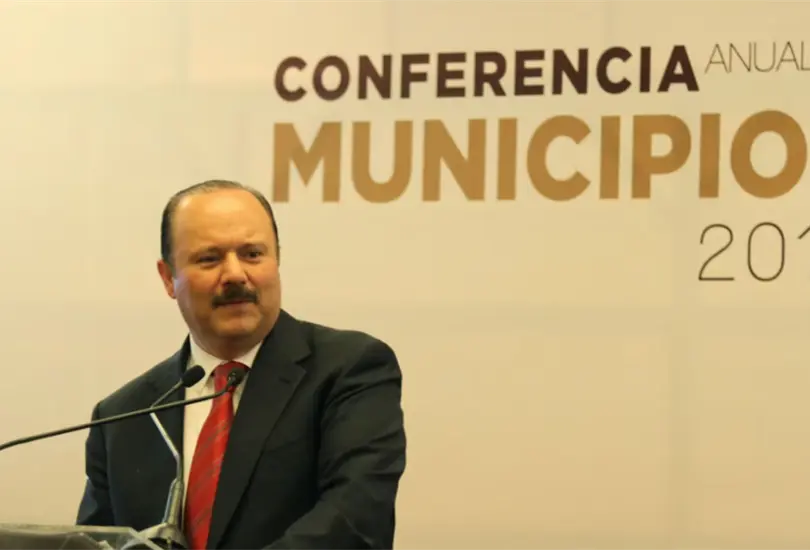 El exgobernador César Duarte fue detenido en Chihuahua y trasladado al penal de Almoloya.