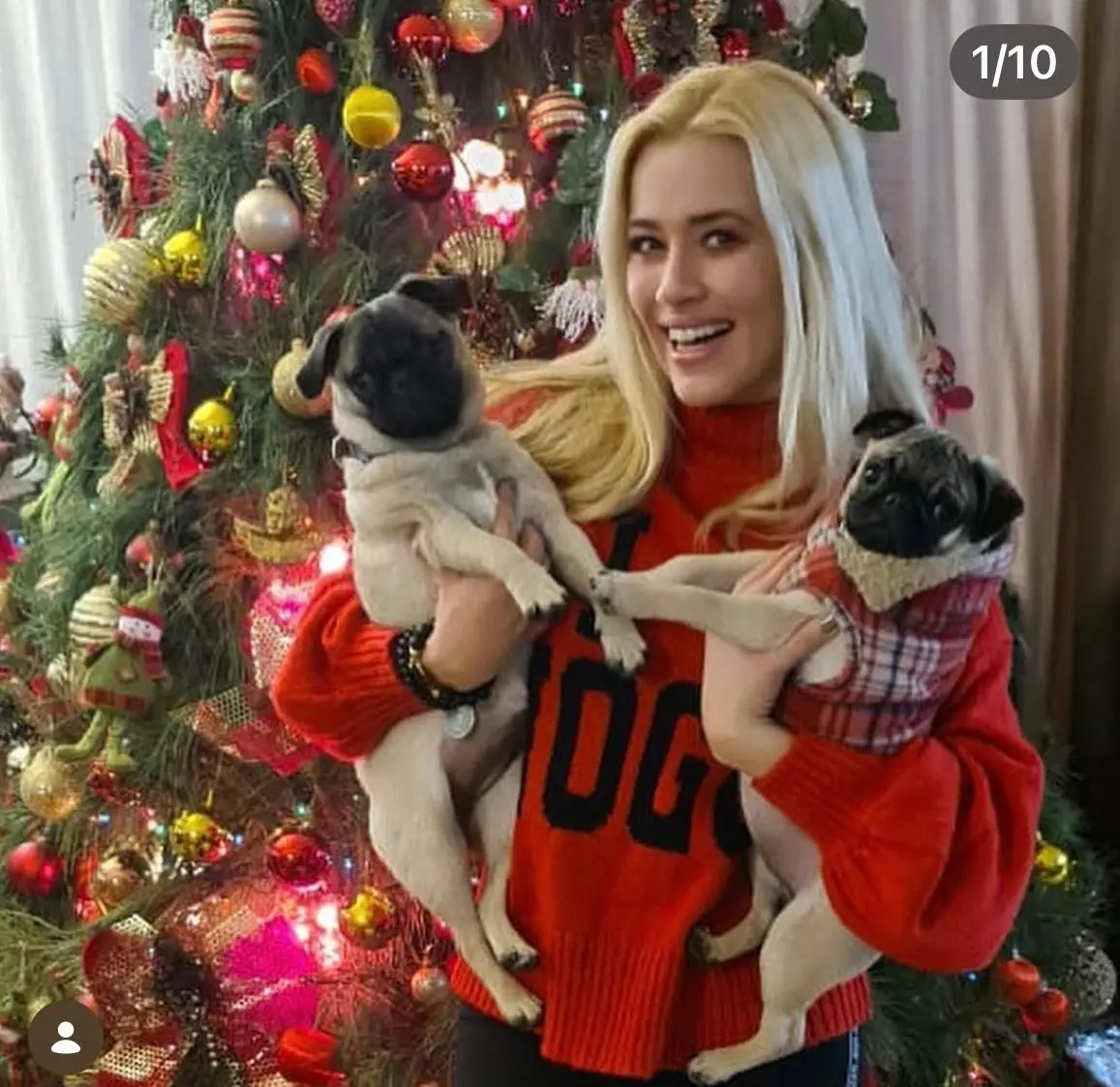 Yulianna Delgadillo Ortiz, conocida artísticamente como Yuliana Peniche, nació el 29 de agosto de 1981 en la Ciudad de México.