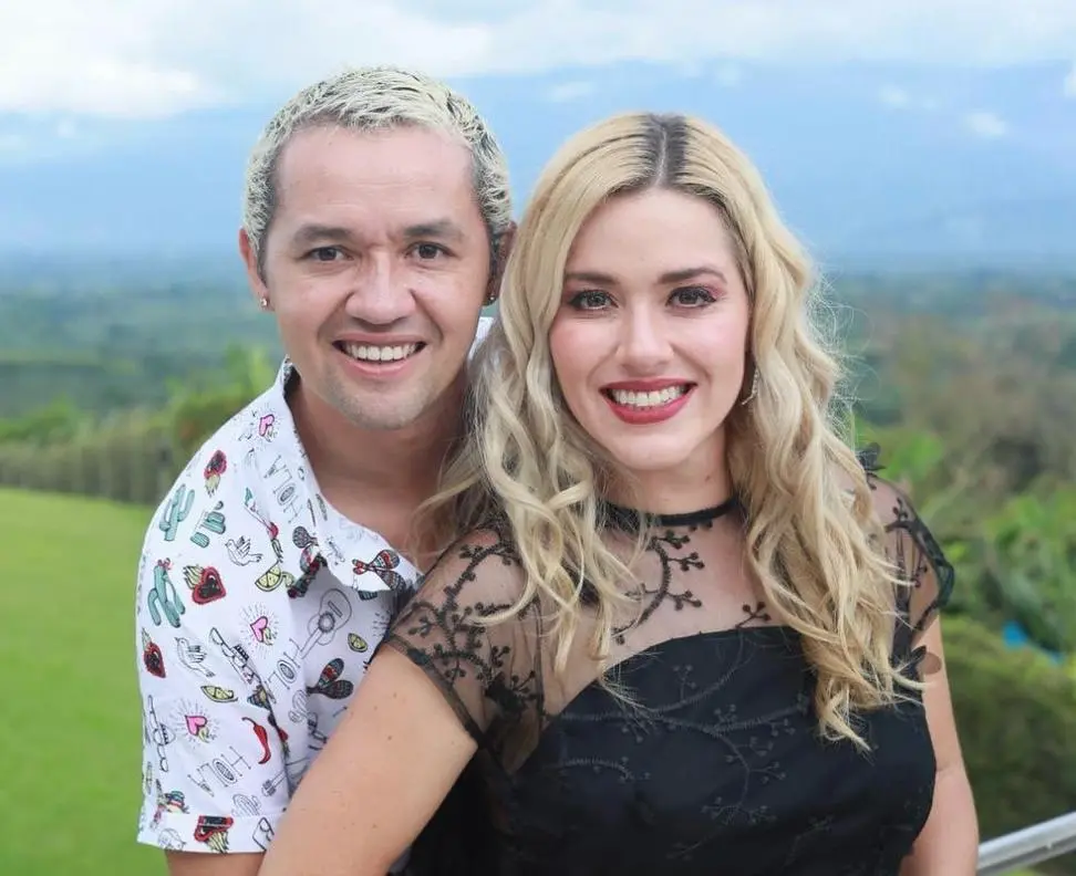 Mantuvo una relación sentimental de varios años con el exfutbolista José Luis “Parejita” López, la cual concluyó en 2022 por falta de avances en su compromiso.