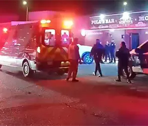 Cliente atropella a mesera de bar en Torreón y huye tras negarse a pagar la cuenta