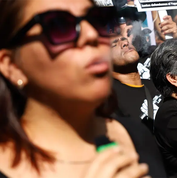 ¿Te multarán por usarlos? Diputados aprueban prohibición total de vapeadores en México ¿Te multarán por usarlos? Diputados aprueban prohibición total de vapeadores en México