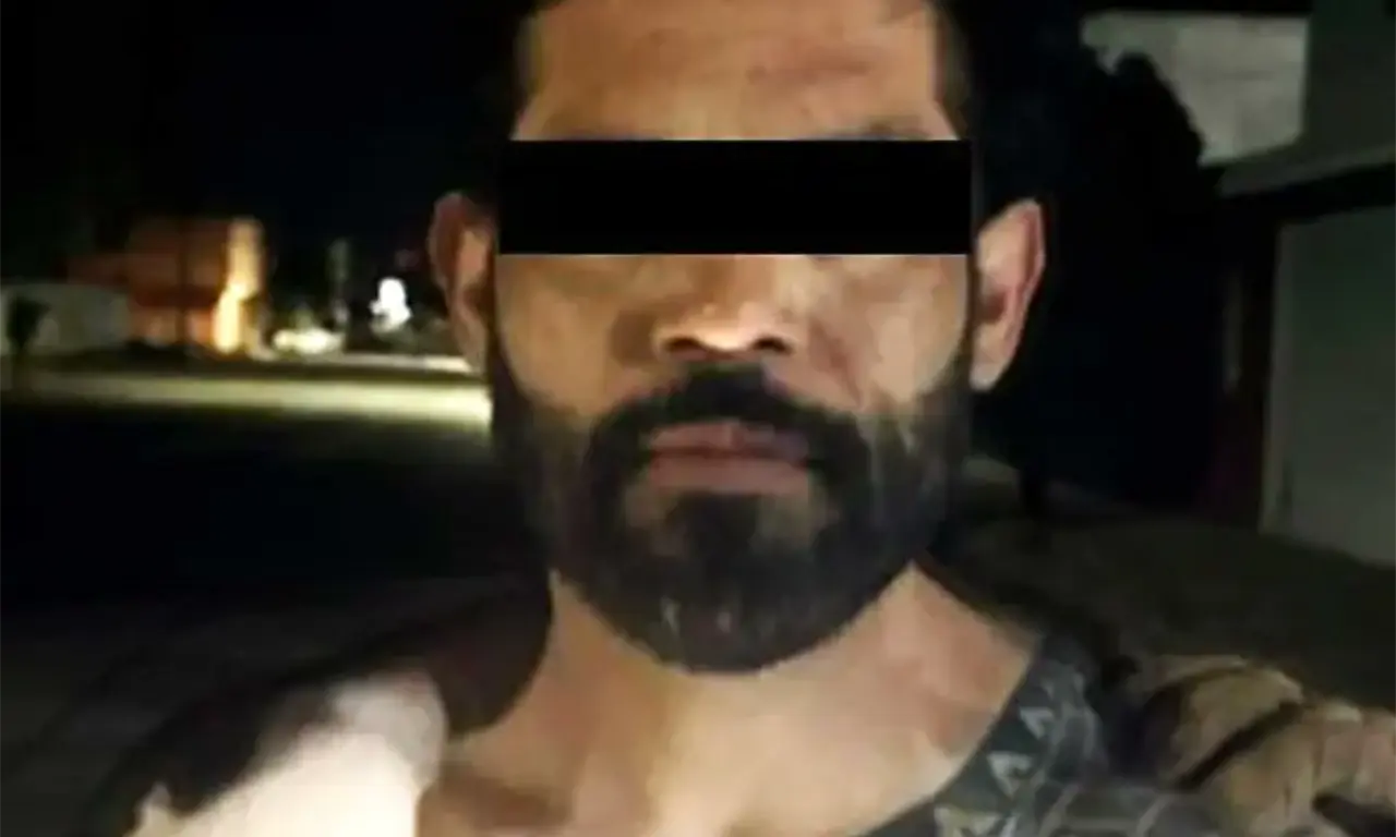  La detención ocurrió poco antes de las 6:00 de la mañana, en la colonia José Guadalupe Rodríguez. 