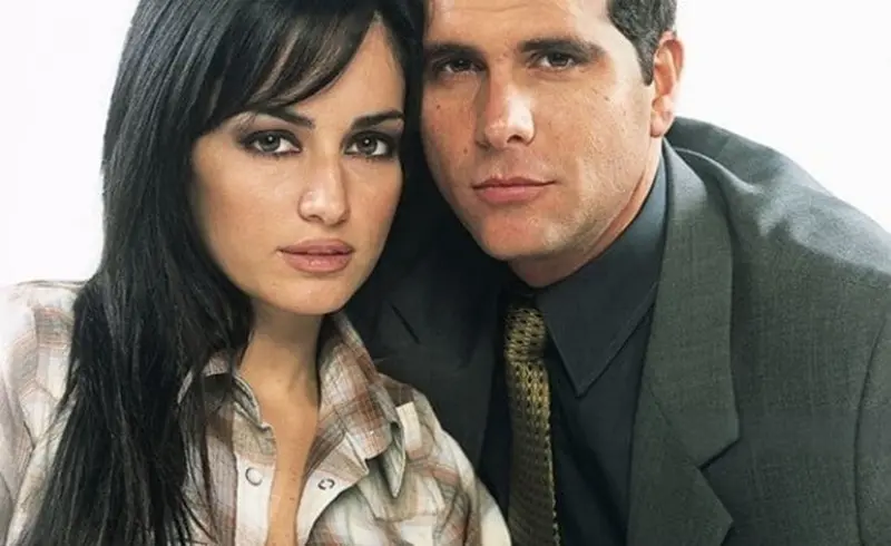 Obtuvo relevancia en 1997 con 'Pueblo chico, infierno grande', producci&oacute;n que tambi&eacute;n le otorg&oacute; su primer premio como actriz.