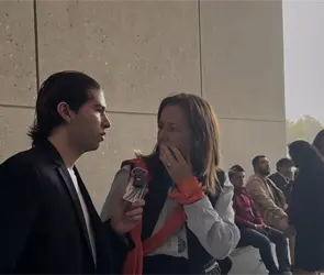 No insultes: Youtuber incomoda a Margarita Zavala con pregunta sobre Calderón y termina expulsado de la Cámara de Diputados No insultes: Youtuber incomoda a Margarita Zavala con pregunta sobre Calderón y termina expulsado de la Cámara de Diputados