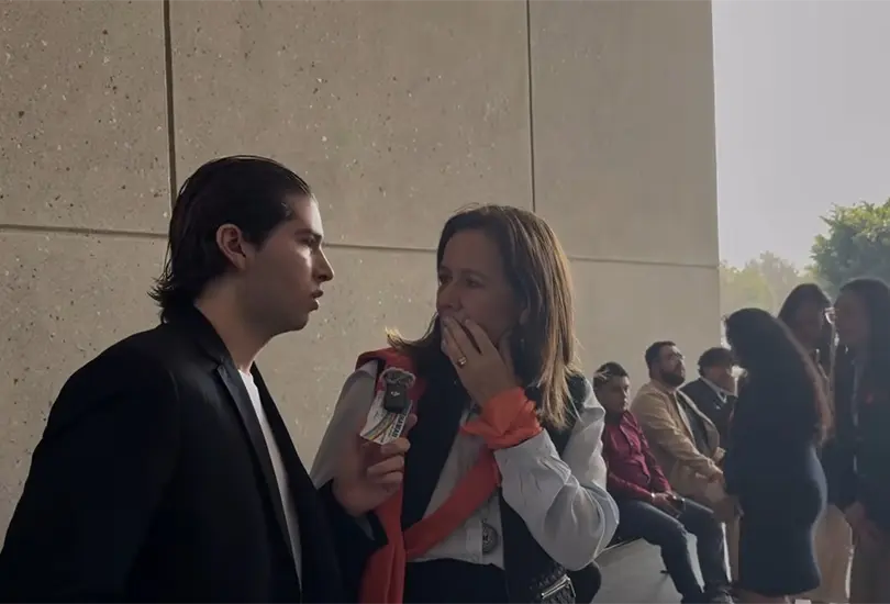 Sacan a youtuber de C&aacute;mara de Diputados tras pregunta a Margarita Zavala.