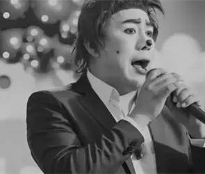 Asesinan a balazos al payaso Tuki Tuki en una emboscada durante show infantil Asesinan a balazos al payaso Tuki Tuki en una emboscada durante show infantil