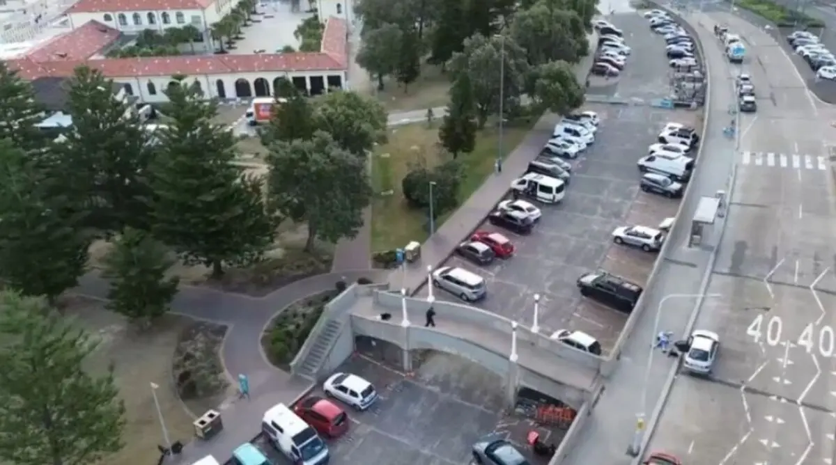  El atentado, dirigido contra la comunidad judía, es el primero de carácter mortal en Australia. 