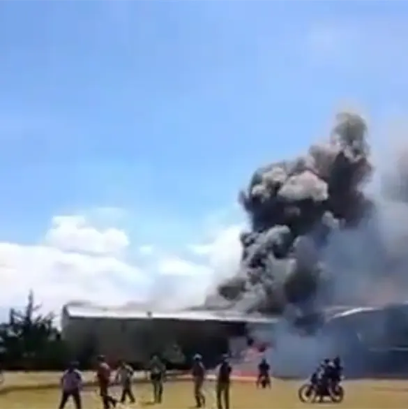 Se desploma avioneta cerca del Aeropuerto de Toluca; habría personas fallecidas Se desploma avioneta cerca del Aeropuerto de Toluca; habría personas fallecidas