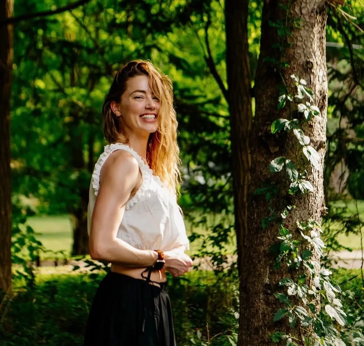 En mayo de 2025 anunció el nacimiento de sus mellizos: una niña llamada Agnes y un niño llamado Ocean.