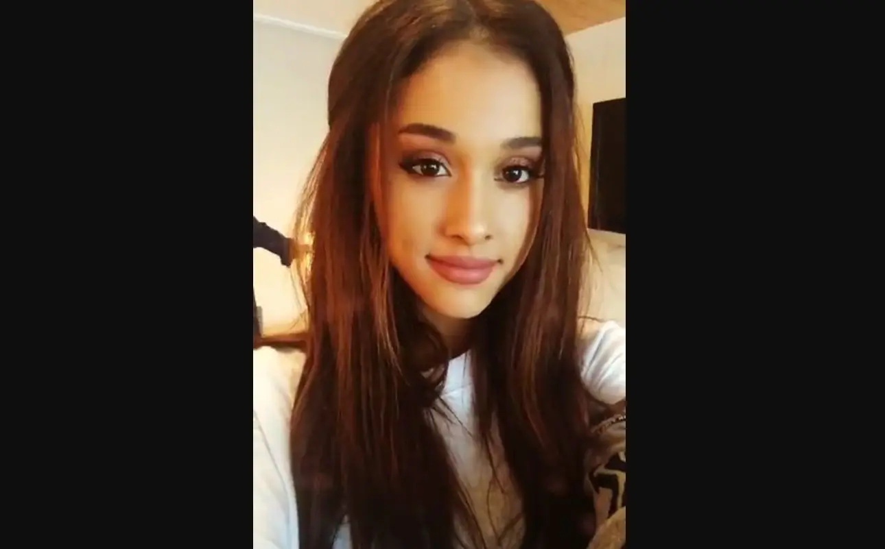 'Rolling Stone' la incluyó en su lista de los 200 mejores cantantes de todos los tiempos en 2023. 'Rolling Stone' la incluyó en su lista de los 200 mejores cantantes de todos los tiempos en 2023.