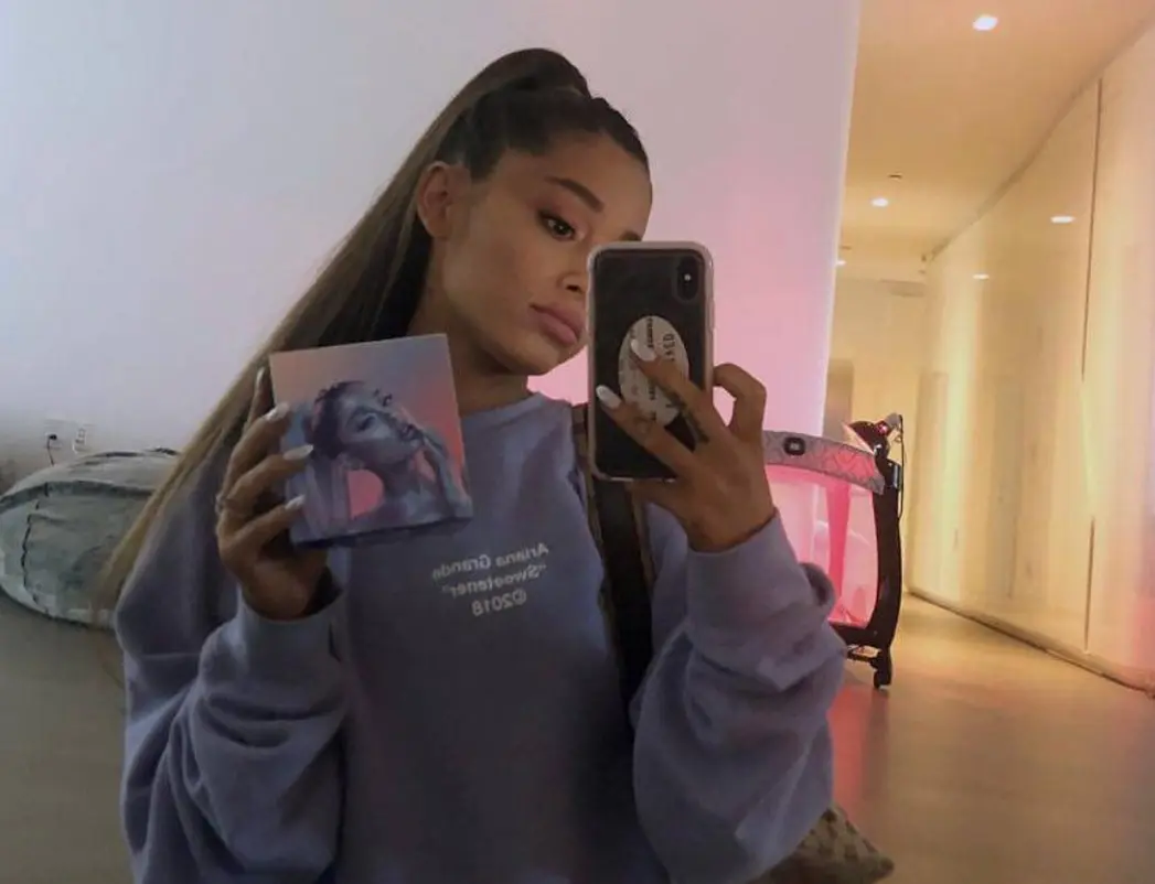 En 2021 se casó en secreto con Dalton Gómez, pero en 2023 se divorciaron. En 2021 se casó en secreto con Dalton Gómez, pero en 2023 se divorciaron.