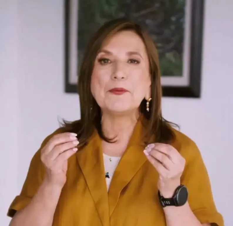 Suele recomendar a quienes desean adelgazar que empiecen caminando y reduzcan el consumo de comida chatarra.