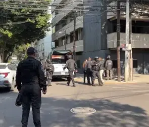 Balacera, detenidos y un polic&iacute;a herido: as&iacute; fue el operativo en la Cuauht&eacute;moc contra extorsionadores