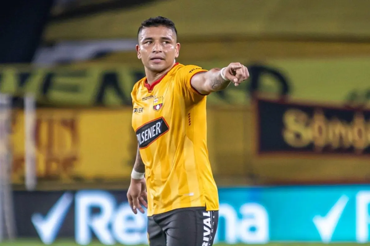  Lo que sabemos del asesinato de Mario Pineida, futbolista del Barcelona de Ecuador baleado junto a su esposa 