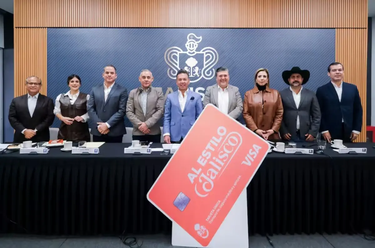  El Gobierno de Jalisco prevé que 1.5 millones de personas tramiten la Tarjeta Única en su primera etapa. 