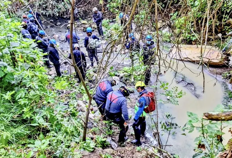 Entre dolor y esperanza: familias buscan a desaparecidos en Barrancas de Tarango