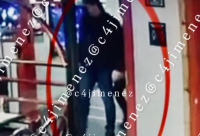 De acuerdo con la informaci&oacute;n compartida, el atacante fingi&oacute; ser un cliente del establecimiento antes de abrir fuego.