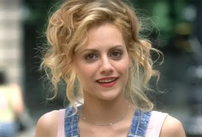 Varias estrellas que parecían tenerlo todo partieron de forma prematura, dejando en shock a sus miles de fanáticos. A continuación, un recorrido por algunas de las pérdidas más impactantes de Hollywood y la industria del entretenimiento.