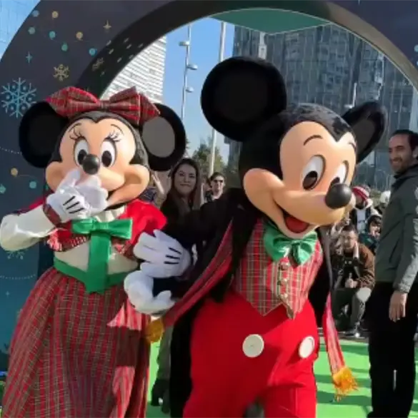 &iexcl;Villa de Mickey y Minnie! Tobog&aacute;n de nieve, taller de esferas, carreras y m&aacute;s en la CDMX