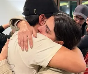 Aislinn Derbez comparte fotos del funeral de su madre y lanza desgarrador mensaje