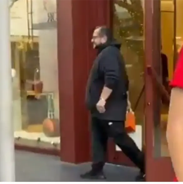 Captan a Jos&eacute; Ram&oacute;n L&oacute;pez Beltr&aacute;n, hijo de AMLO, en tienda de lujo en Houston