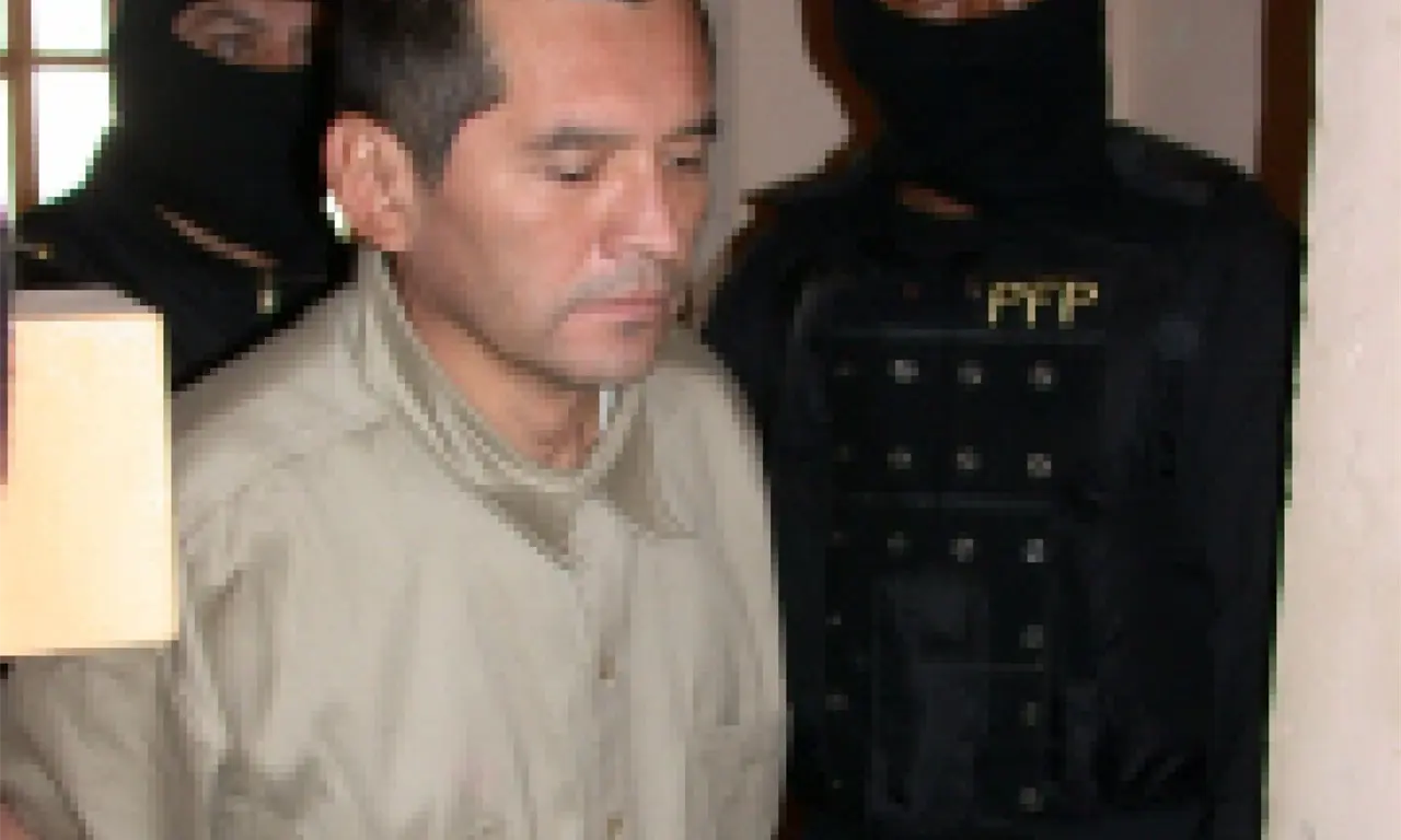  La jueza consideró que las pruebas presentadas no fueron suficientes para acreditar la responsabilidad de Arizmendi en el delito de privación ilegal de la libertad. 